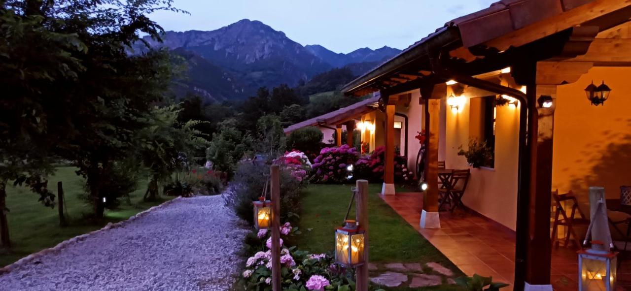 Onís Casas Rurales Entrecastanos المظهر الخارجي الصورة