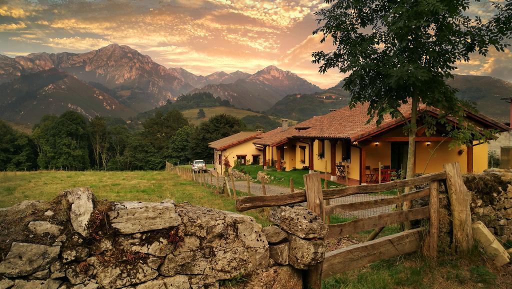 Onís Casas Rurales Entrecastanos المظهر الخارجي الصورة
