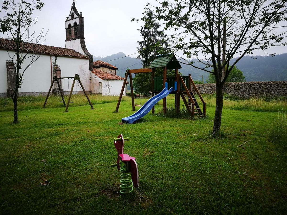 Onís Casas Rurales Entrecastanos المظهر الخارجي الصورة
