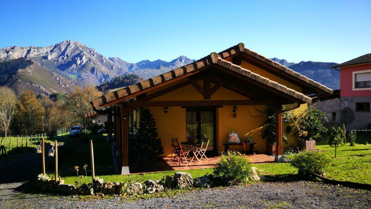 Onís Casas Rurales Entrecastanos المظهر الخارجي الصورة